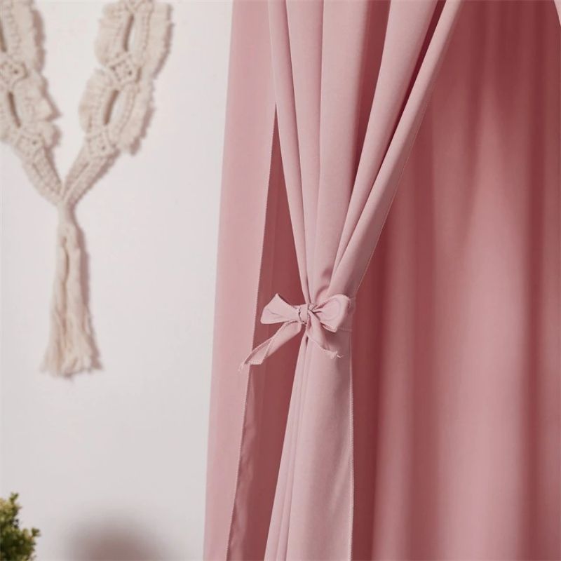 Ciel de lit bébé vieux rose