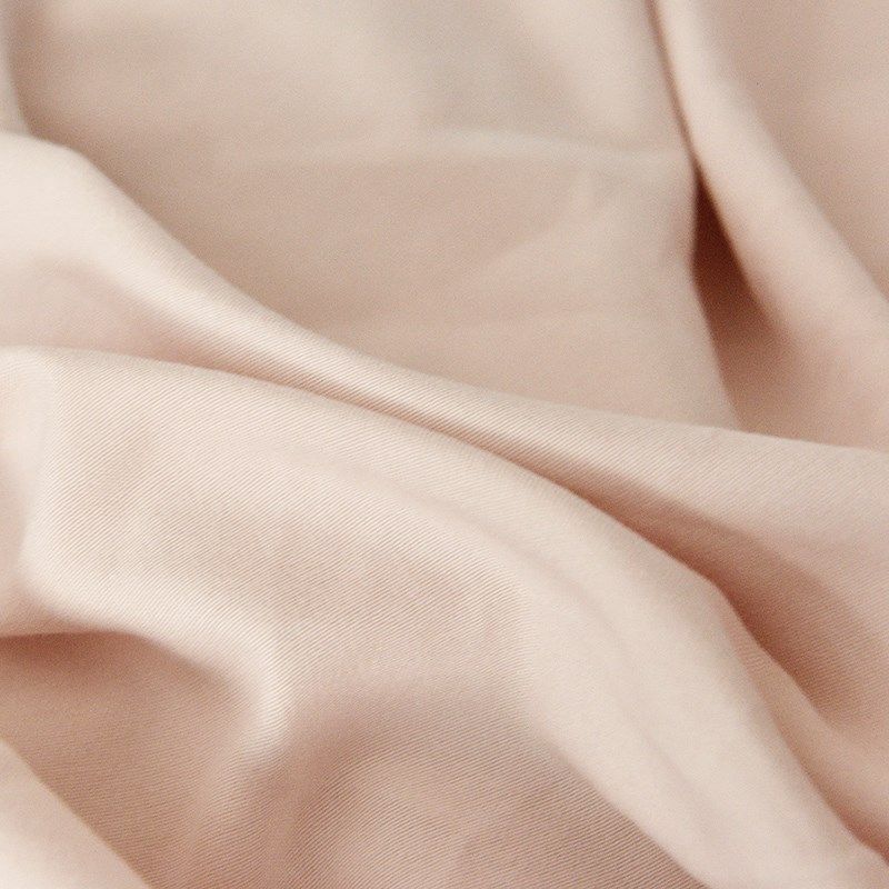 tissu ciel de lit rose poudré