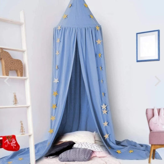 Ciel de lit bleu